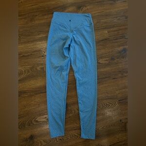 Balance Athletica (Vitality) Blue and White stripe Sz M